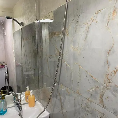 за гости паритон Apartment Varna
